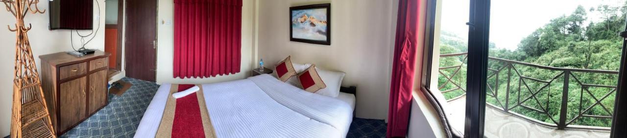 Hotel Sakura Durbar Нагаркот Экстерьер фото